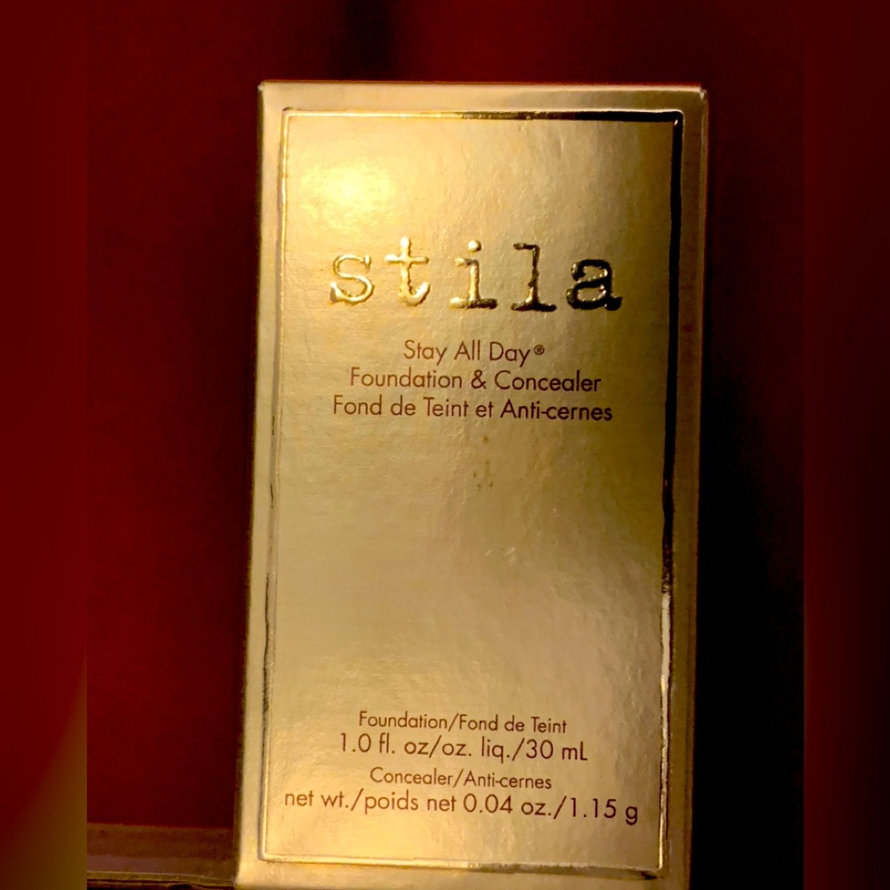 Stila Stay All Day Foundation & Concealer in Gold Box